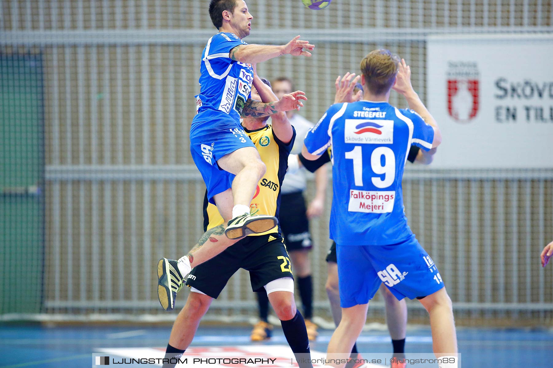 IFK Skövde HK-IK Sävehof 20-26,herr,Arena Skövde,Skövde,Sverige,Handboll,,2015,164145