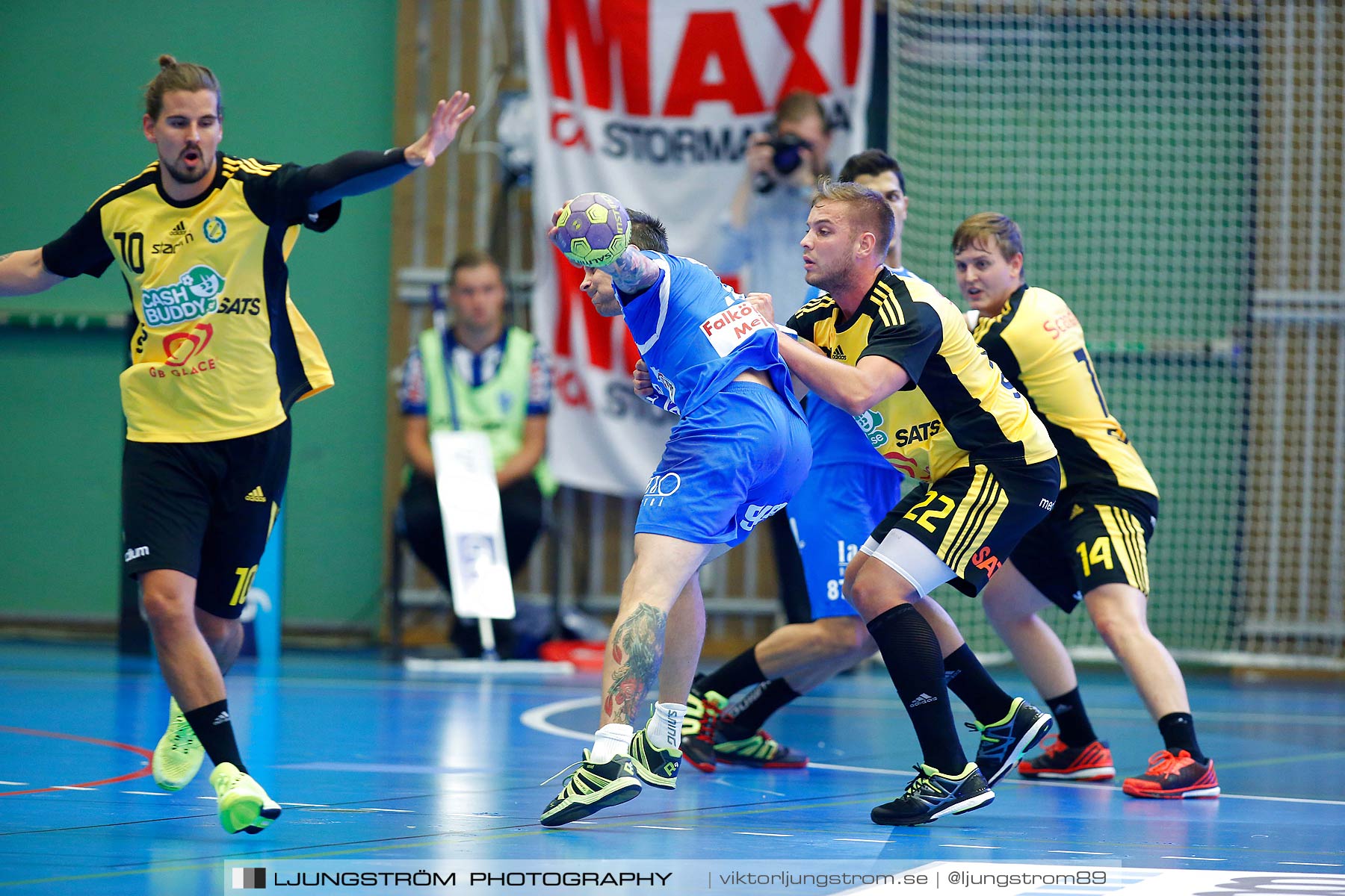 IFK Skövde HK-IK Sävehof 20-26,herr,Arena Skövde,Skövde,Sverige,Handboll,,2015,164170