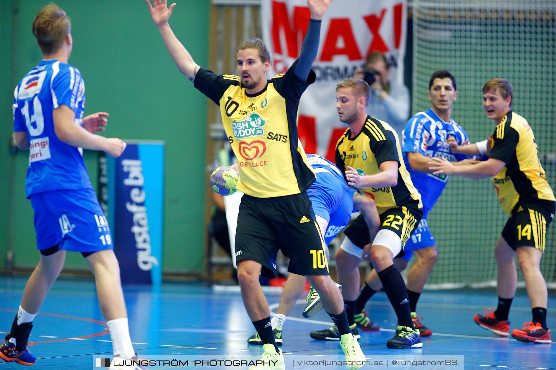 IFK Skövde HK-IK Sävehof 20-26,herr,Arena Skövde,Skövde,Sverige,Handboll,,2015,164173