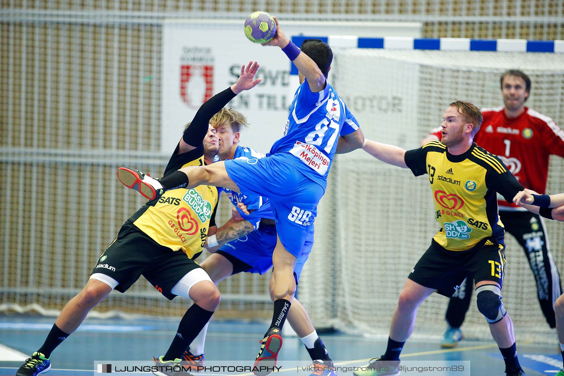 IFK Skövde HK-IK Sävehof 20-26,herr,Arena Skövde,Skövde,Sverige,Handboll,,2015,164257