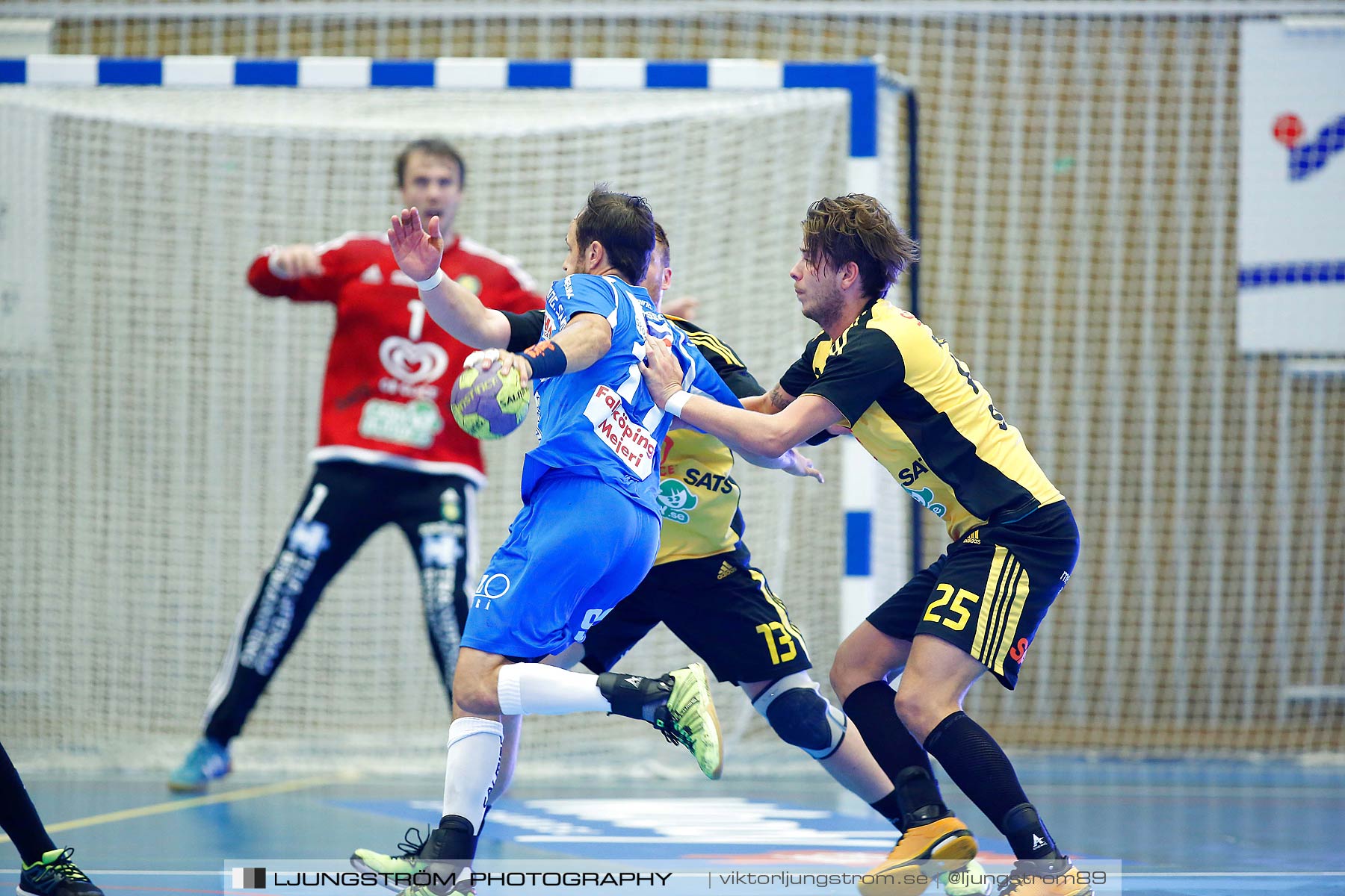 IFK Skövde HK-IK Sävehof 20-26,herr,Arena Skövde,Skövde,Sverige,Handboll,,2015,164318