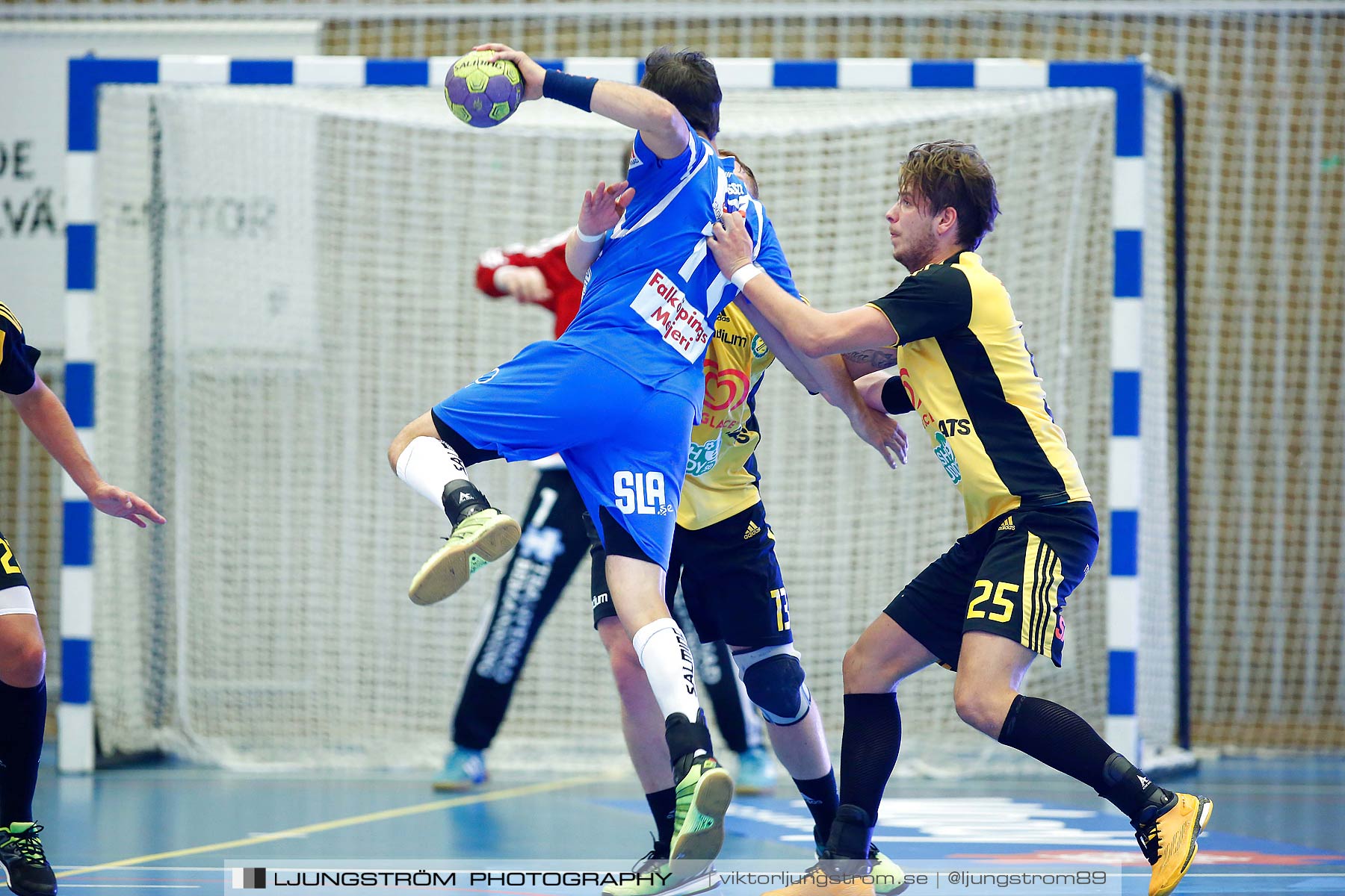 IFK Skövde HK-IK Sävehof 20-26,herr,Arena Skövde,Skövde,Sverige,Handboll,,2015,164319