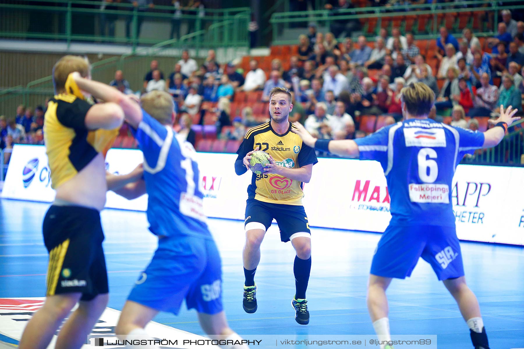 IFK Skövde HK-IK Sävehof 20-26,herr,Arena Skövde,Skövde,Sverige,Handboll,,2015,164505