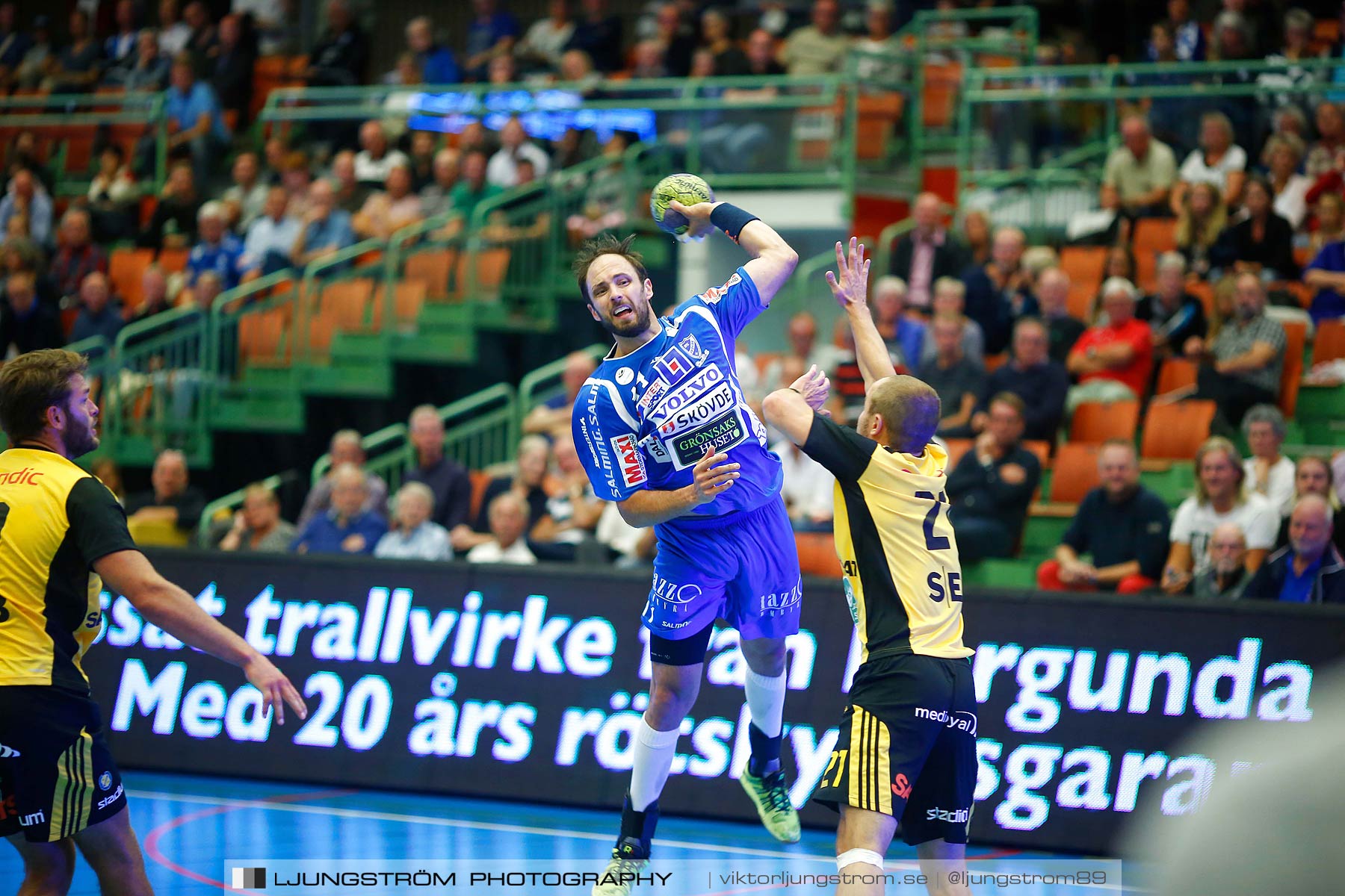 IFK Skövde HK-IK Sävehof 20-26,herr,Arena Skövde,Skövde,Sverige,Handboll,,2015,164949