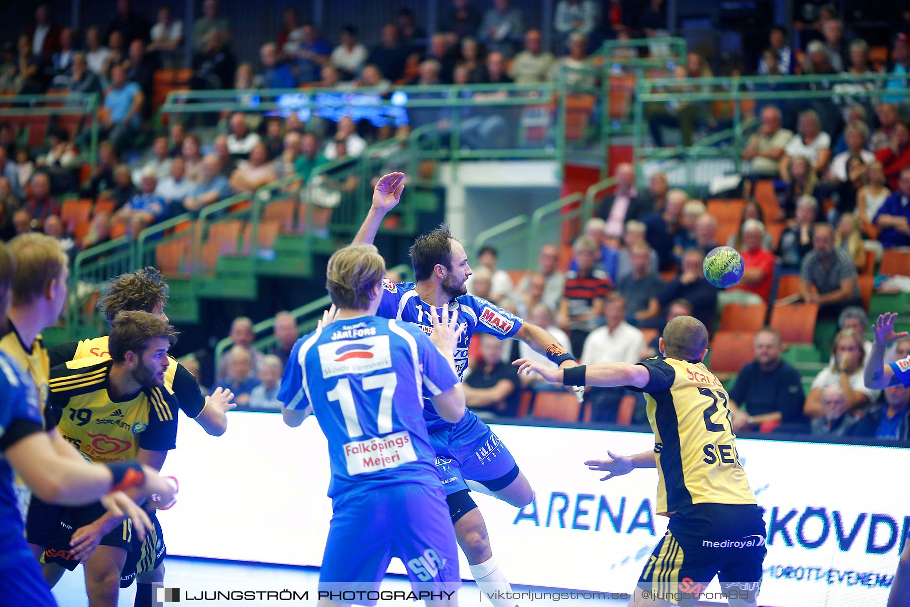 IFK Skövde HK-IK Sävehof 20-26,herr,Arena Skövde,Skövde,Sverige,Handboll,,2015,164974