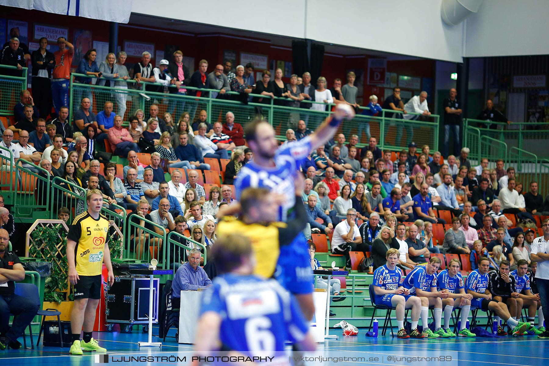 IFK Skövde HK-IK Sävehof 20-26,herr,Arena Skövde,Skövde,Sverige,Handboll,,2015,165020