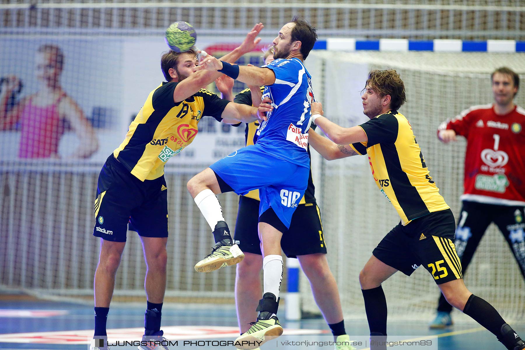 IFK Skövde HK-IK Sävehof 20-26,herr,Arena Skövde,Skövde,Sverige,Handboll,,2015,165161