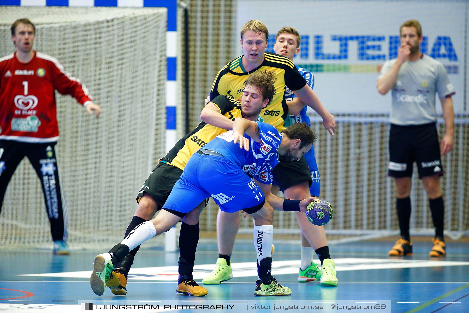 IFK Skövde HK-IK Sävehof 20-26,herr,Arena Skövde,Skövde,Sverige,Handboll,,2015,165171