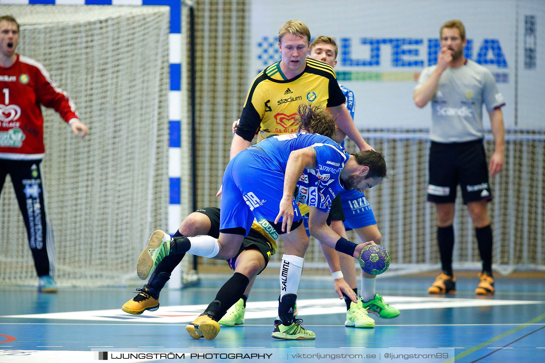 IFK Skövde HK-IK Sävehof 20-26,herr,Arena Skövde,Skövde,Sverige,Handboll,,2015,165172