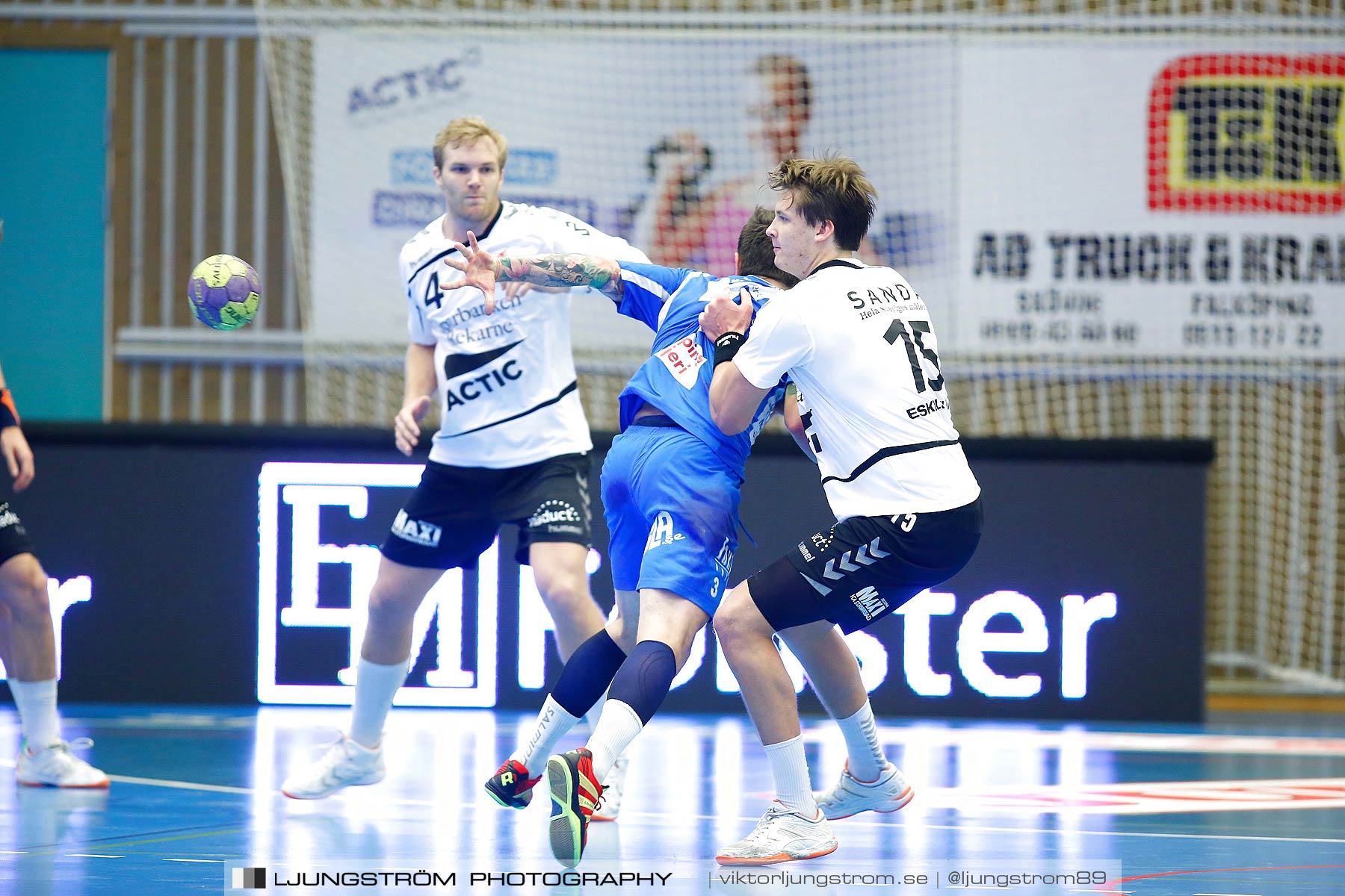 IFK Skövde HK-Eskilstuna Guif 17-25,herr,Arena Skövde,Skövde,Sverige,Handboll,,2015,165320