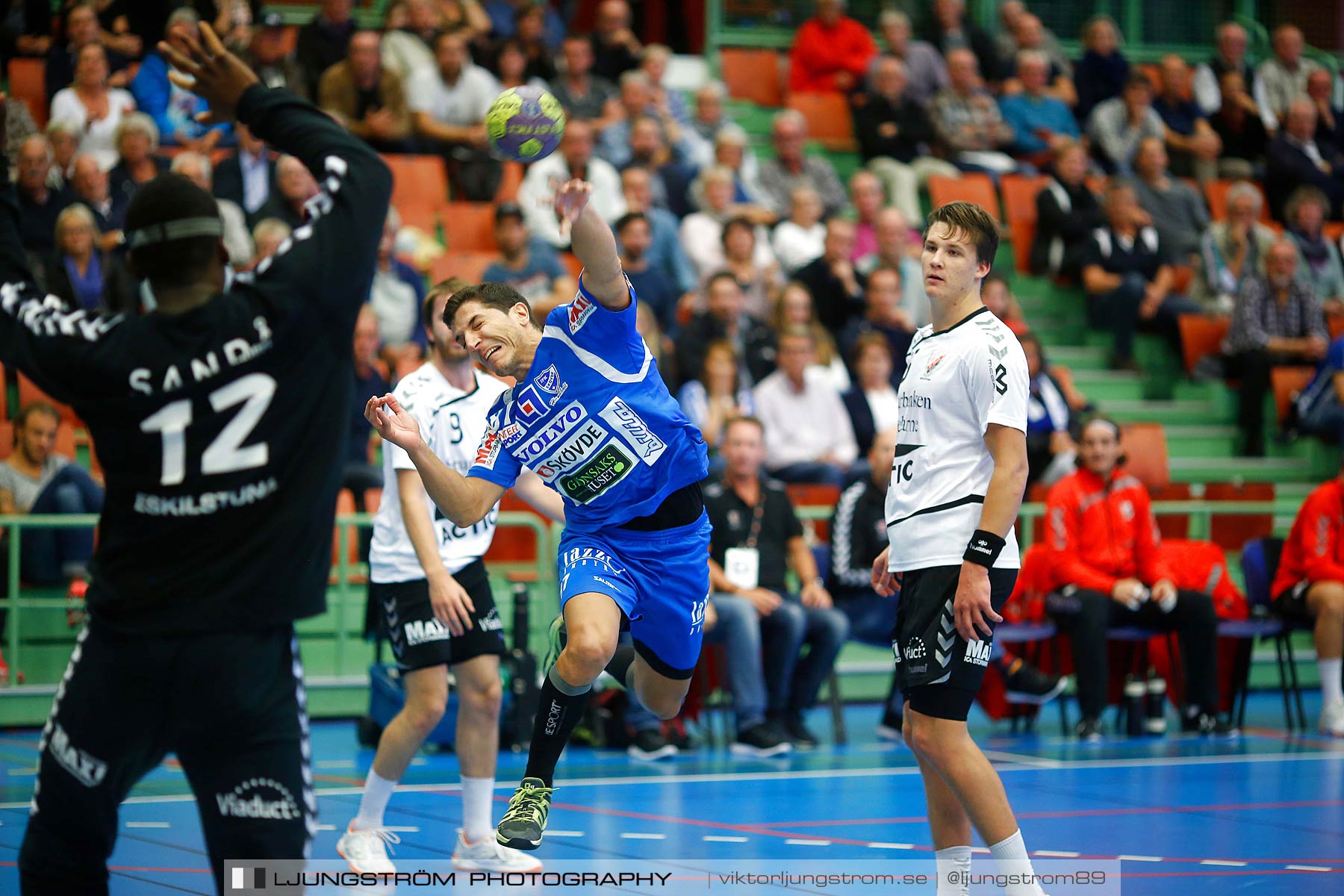 IFK Skövde HK-Eskilstuna Guif 17-25,herr,Arena Skövde,Skövde,Sverige,Handboll,,2015,165535