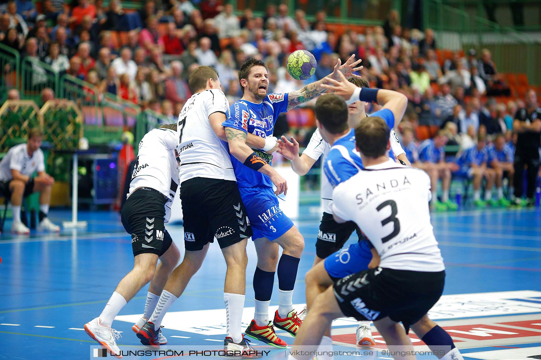 IFK Skövde HK-Eskilstuna Guif 17-25,herr,Arena Skövde,Skövde,Sverige,Handboll,,2015,165581