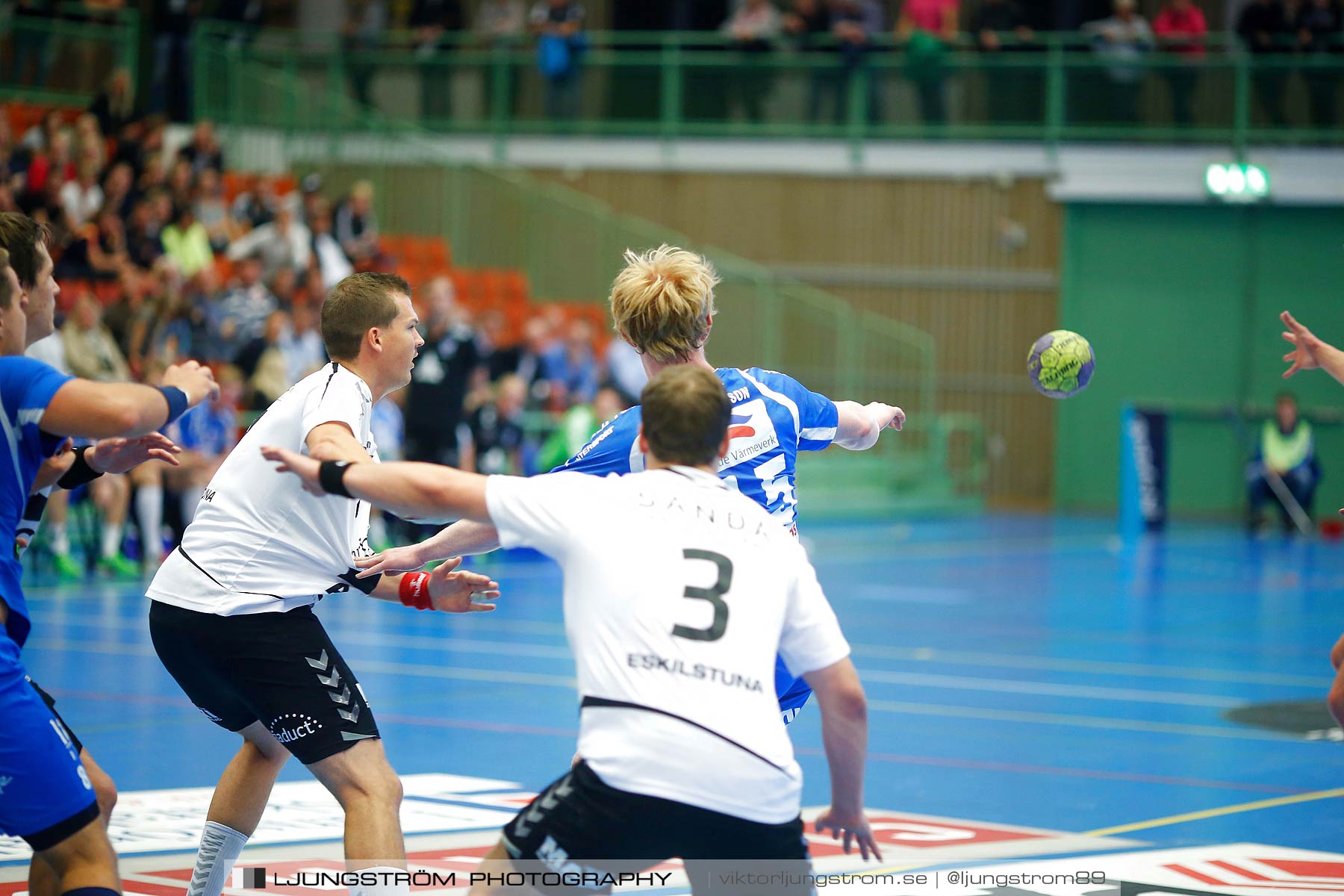 IFK Skövde HK-Eskilstuna Guif 17-25,herr,Arena Skövde,Skövde,Sverige,Handboll,,2015,165591