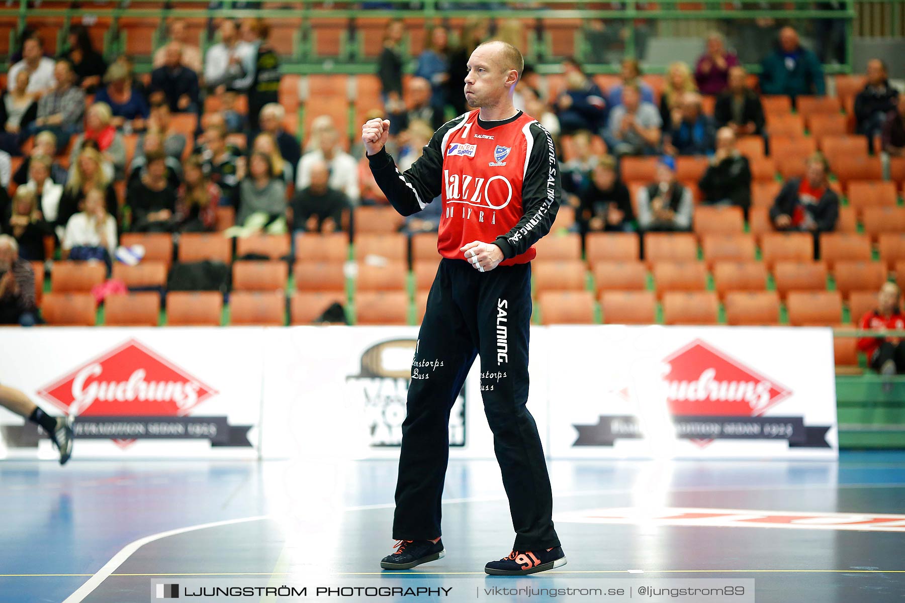 IFK Skövde HK-Ystads IF HF 18-27,herr,Arena Skövde,Skövde,Sverige,Handboll,,2015,167416