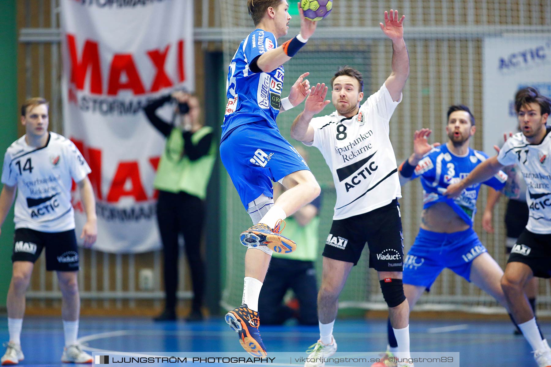 IFK Skövde HK-Eskilstuna Guif 26-25,herr,Arena Skövde,Skövde,Sverige,Handboll,,2015,171166