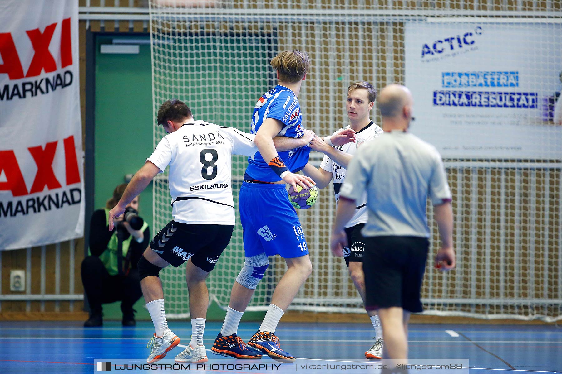 IFK Skövde HK-Eskilstuna Guif 26-25,herr,Arena Skövde,Skövde,Sverige,Handboll,,2015,171251