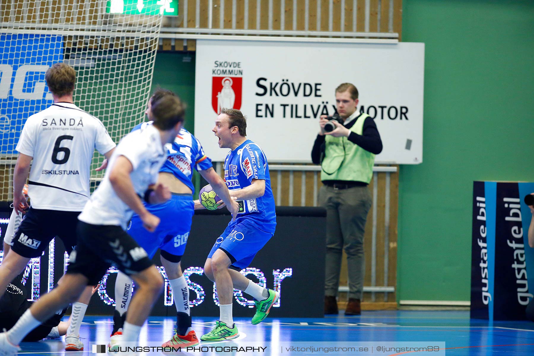 IFK Skövde HK-Eskilstuna Guif 26-25,herr,Arena Skövde,Skövde,Sverige,Handboll,,2015,171301