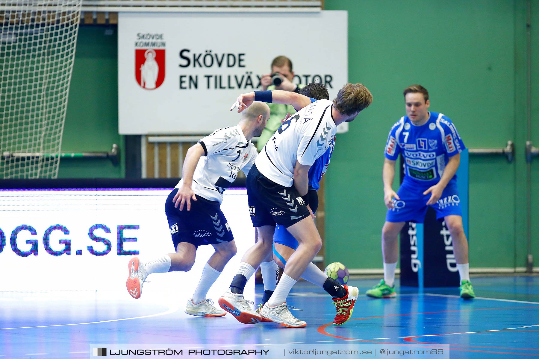 IFK Skövde HK-Eskilstuna Guif 26-25,herr,Arena Skövde,Skövde,Sverige,Handboll,,2015,171327