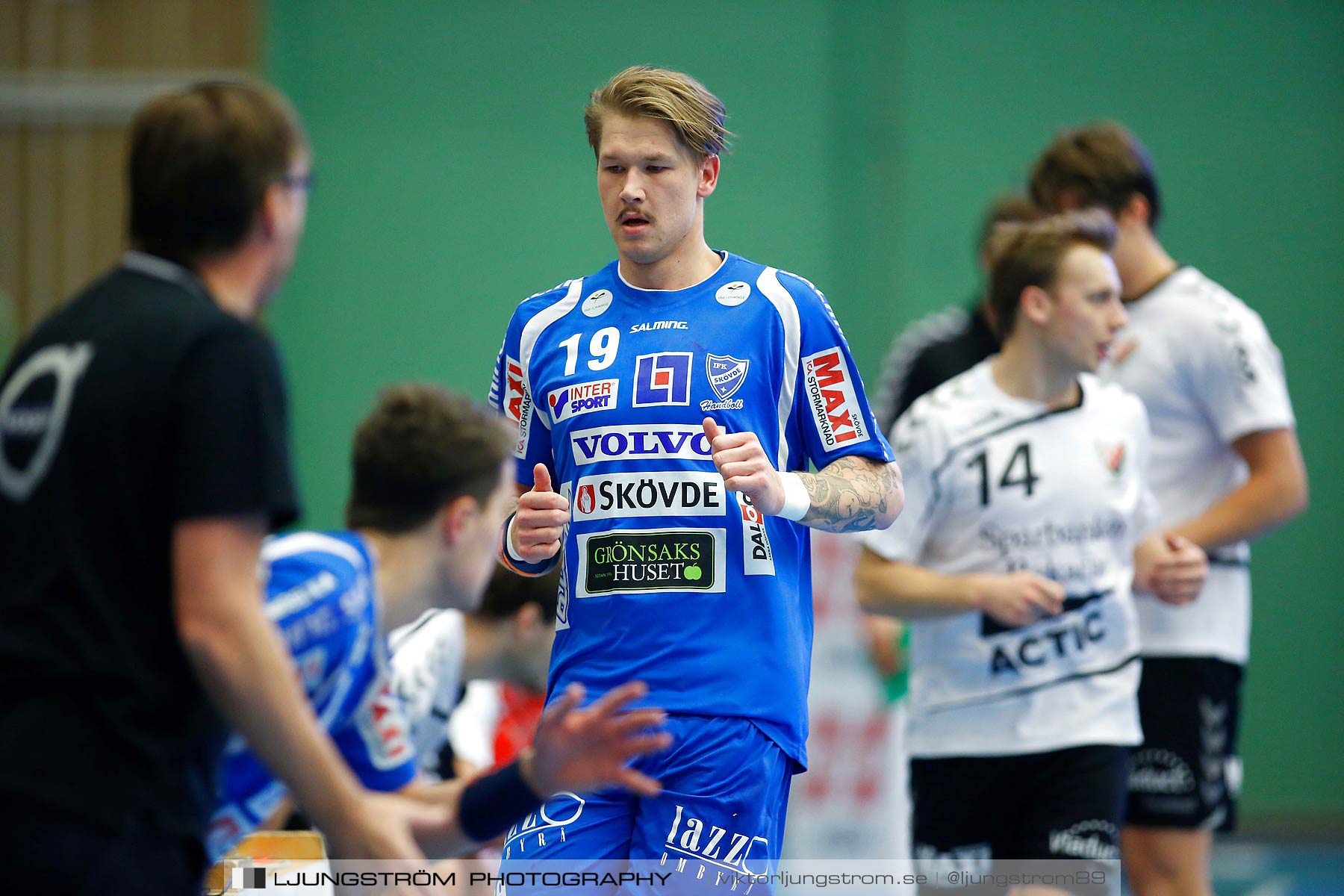 IFK Skövde HK-Eskilstuna Guif 26-25,herr,Arena Skövde,Skövde,Sverige,Handboll,,2015,171347