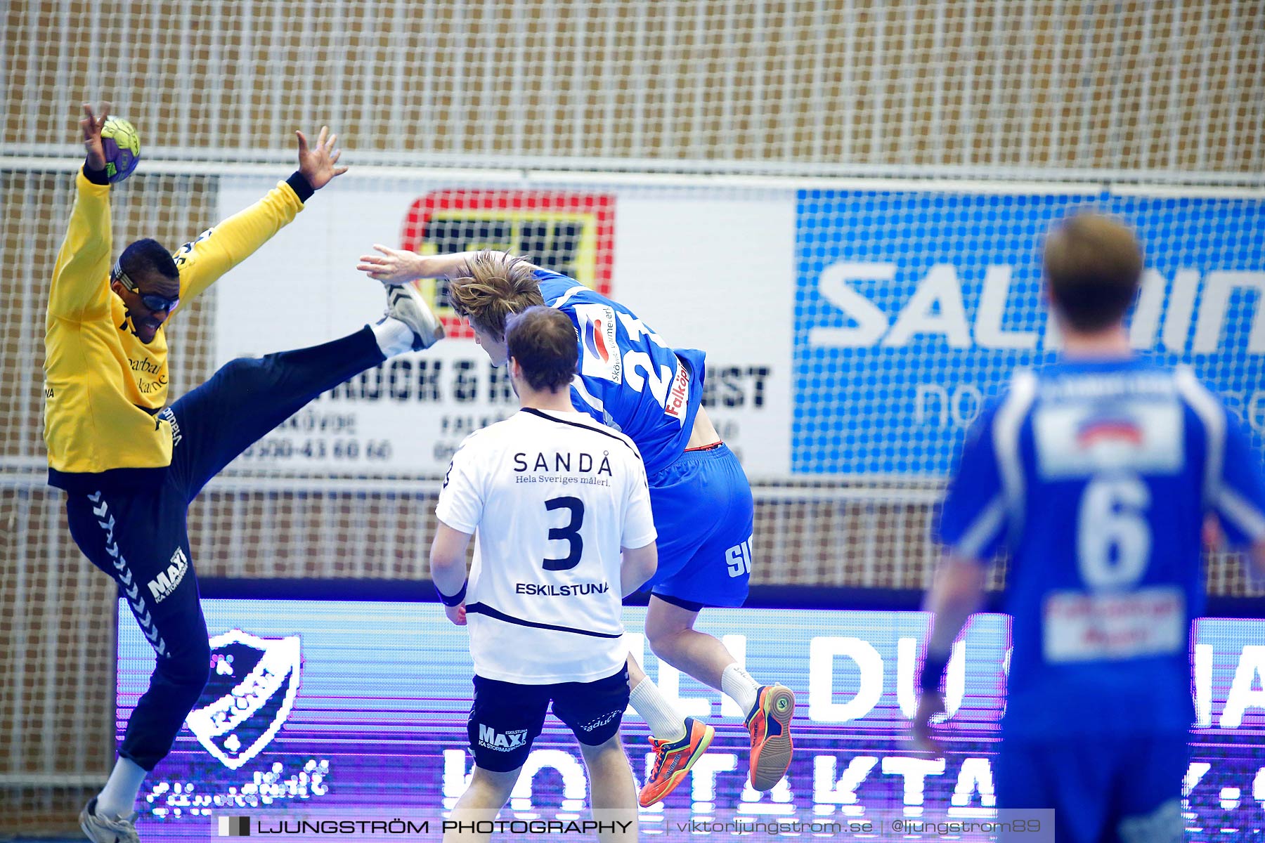 IFK Skövde HK-Eskilstuna Guif 26-25,herr,Arena Skövde,Skövde,Sverige,Handboll,,2015,171357