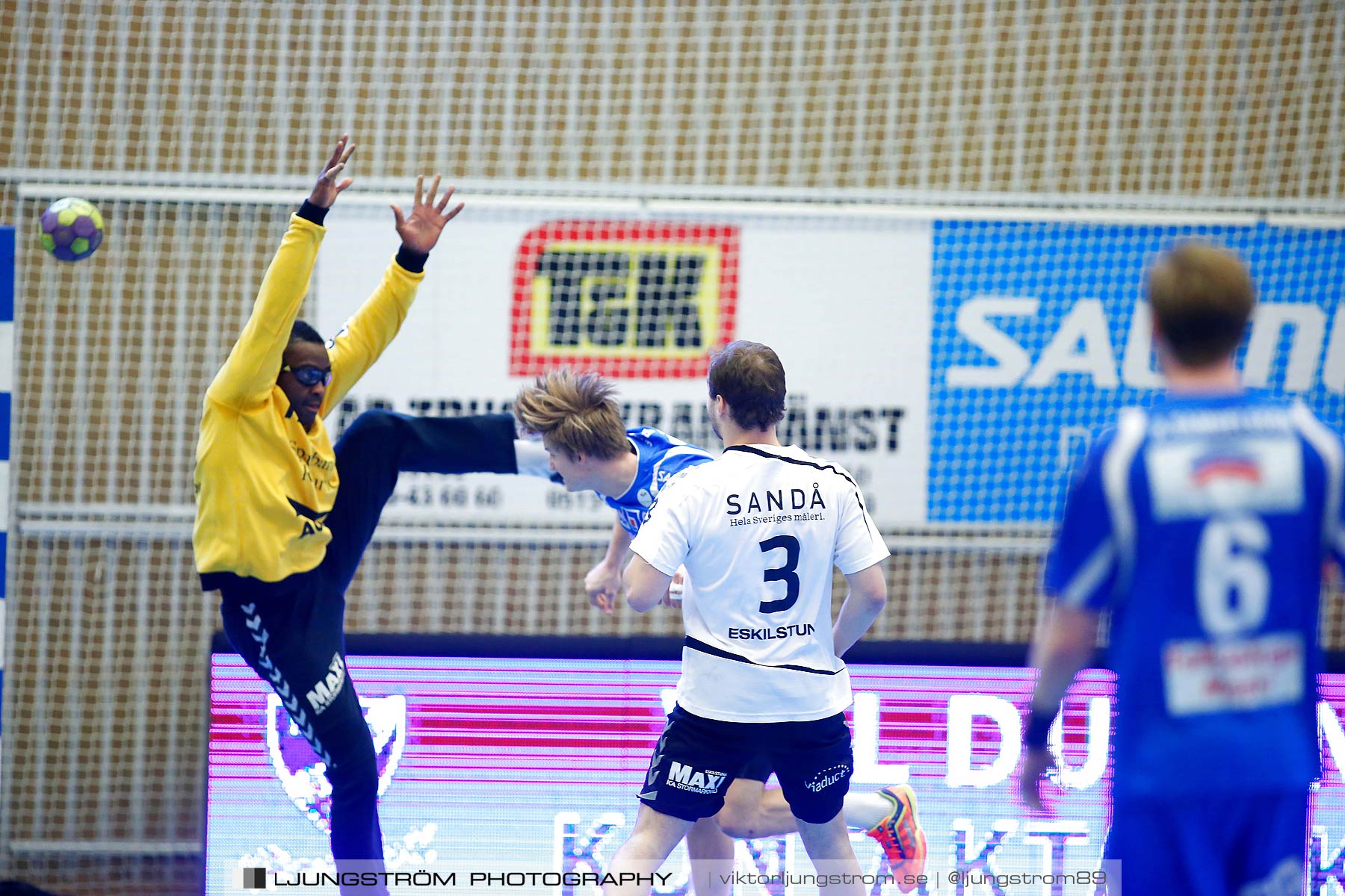 IFK Skövde HK-Eskilstuna Guif 26-25,herr,Arena Skövde,Skövde,Sverige,Handboll,,2015,171358