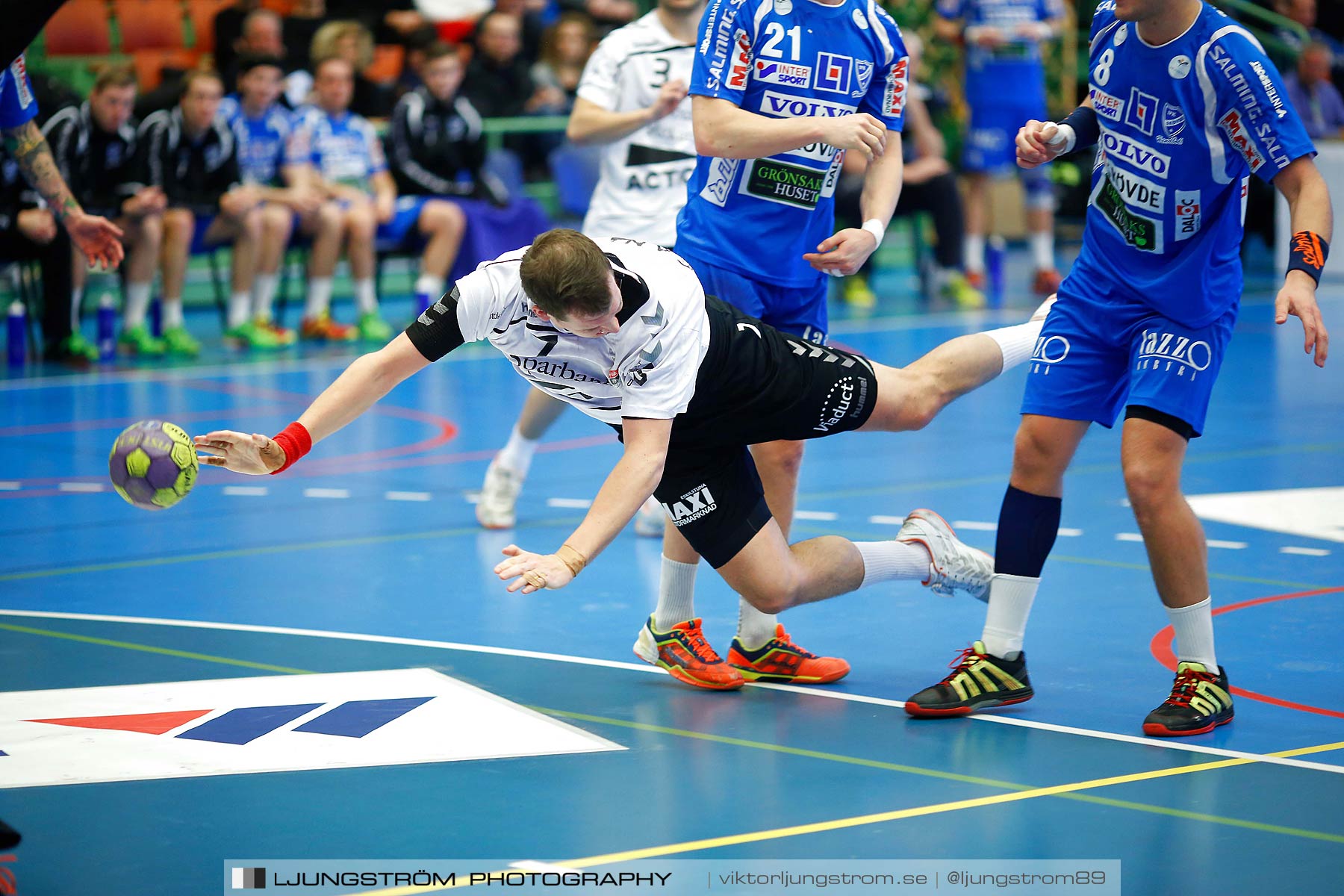 IFK Skövde HK-Eskilstuna Guif 26-25,herr,Arena Skövde,Skövde,Sverige,Handboll,,2015,171409