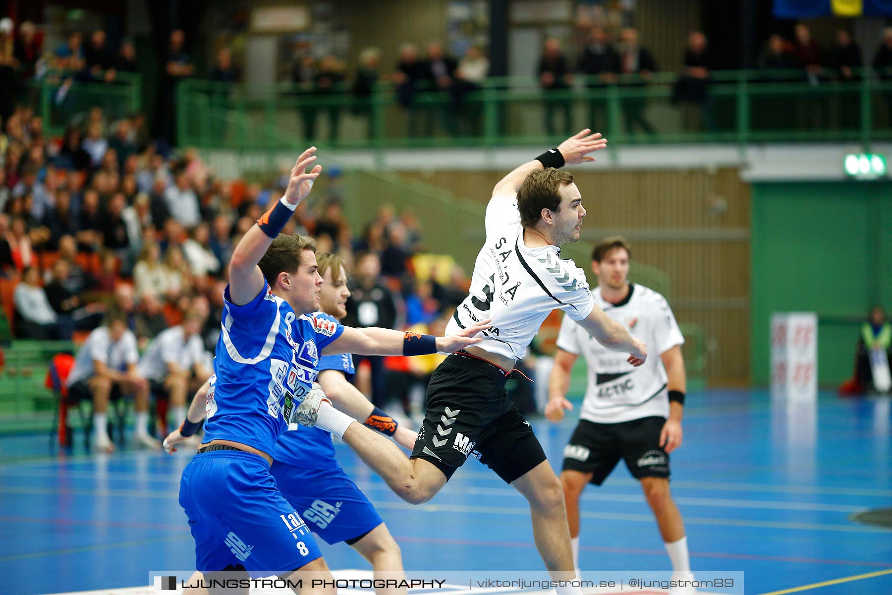 IFK Skövde HK-Eskilstuna Guif 26-25,herr,Arena Skövde,Skövde,Sverige,Handboll,,2015,171419