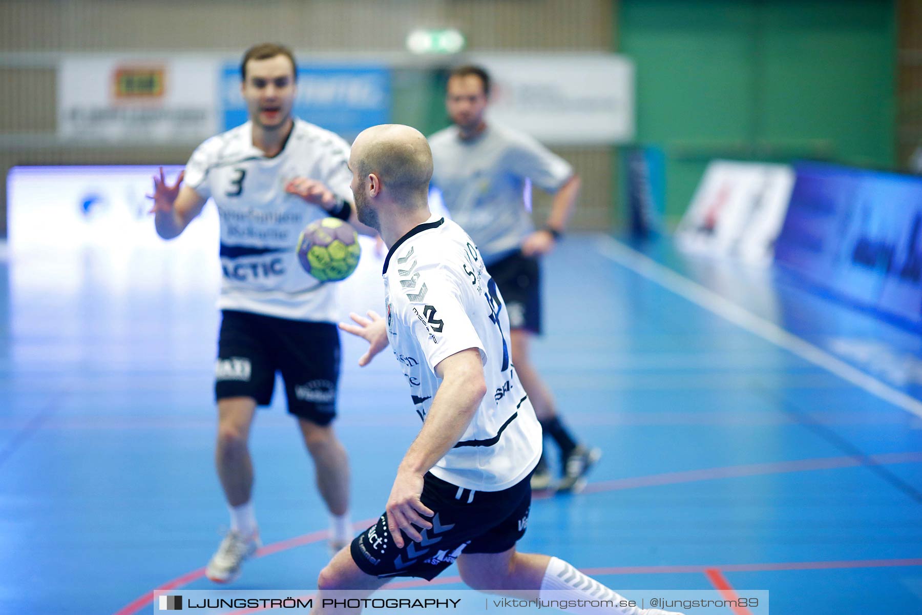 IFK Skövde HK-Eskilstuna Guif 26-25,herr,Arena Skövde,Skövde,Sverige,Handboll,,2015,171421