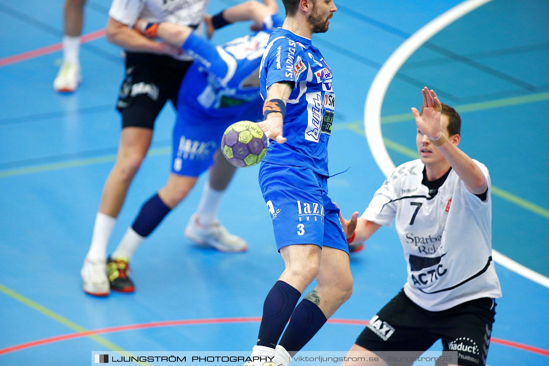 IFK Skövde HK-Eskilstuna Guif 26-25,herr,Arena Skövde,Skövde,Sverige,Handboll,,2015,171644