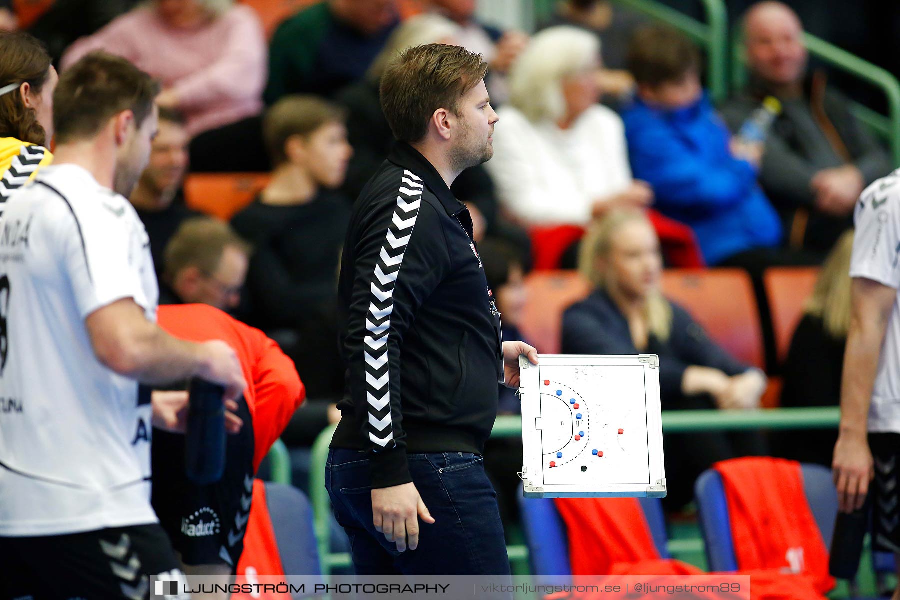 IFK Skövde HK-Eskilstuna Guif 26-25,herr,Arena Skövde,Skövde,Sverige,Handboll,,2015,171732