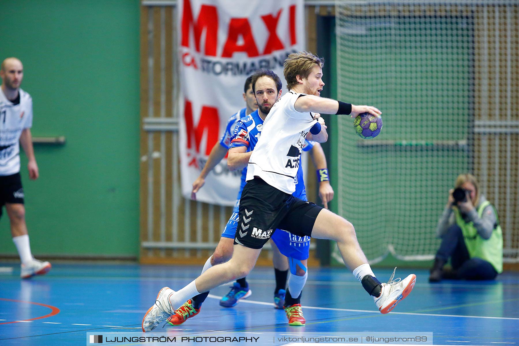 IFK Skövde HK-Eskilstuna Guif 26-25,herr,Arena Skövde,Skövde,Sverige,Handboll,,2015,171752