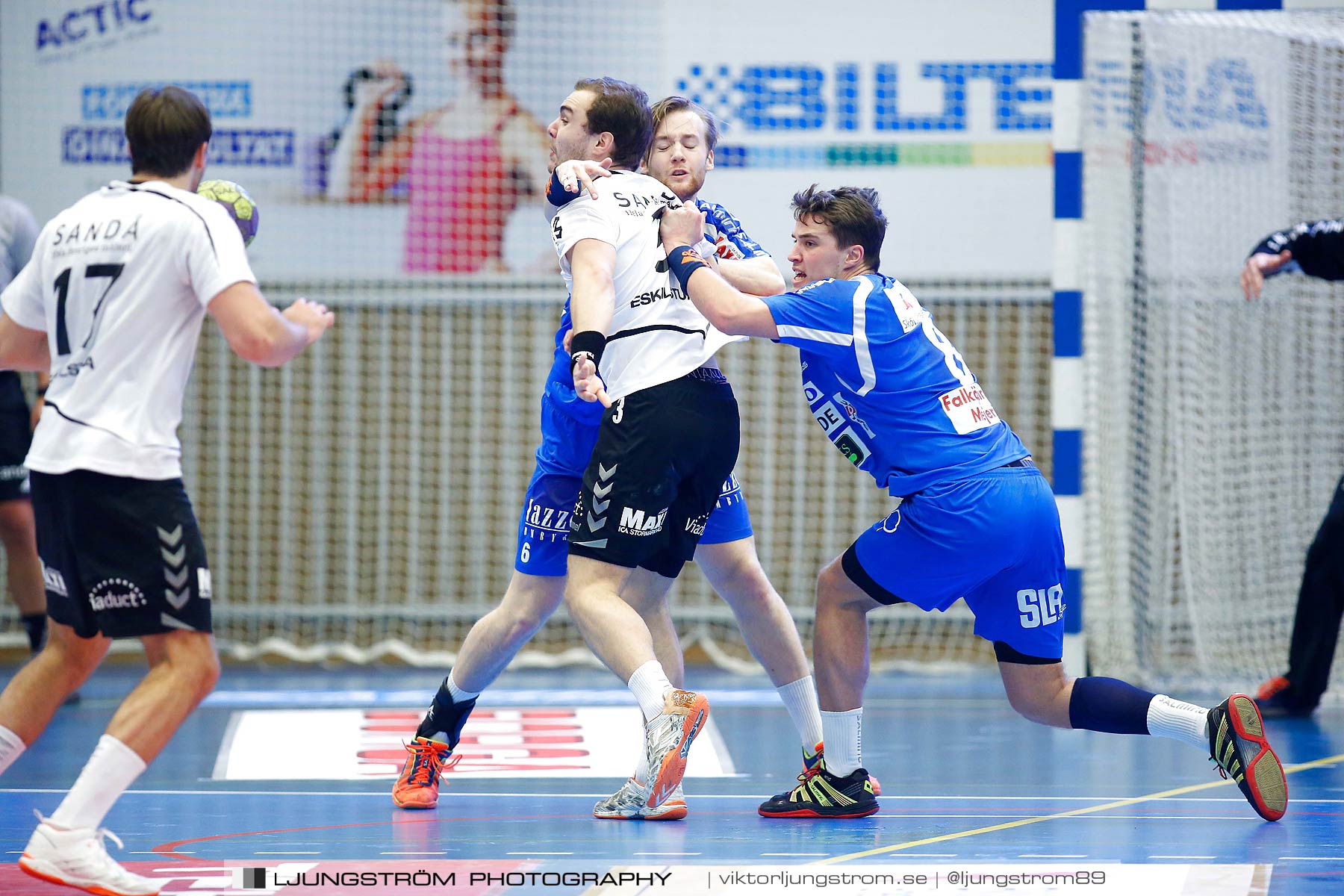 IFK Skövde HK-Eskilstuna Guif 26-25,herr,Arena Skövde,Skövde,Sverige,Handboll,,2015,171761