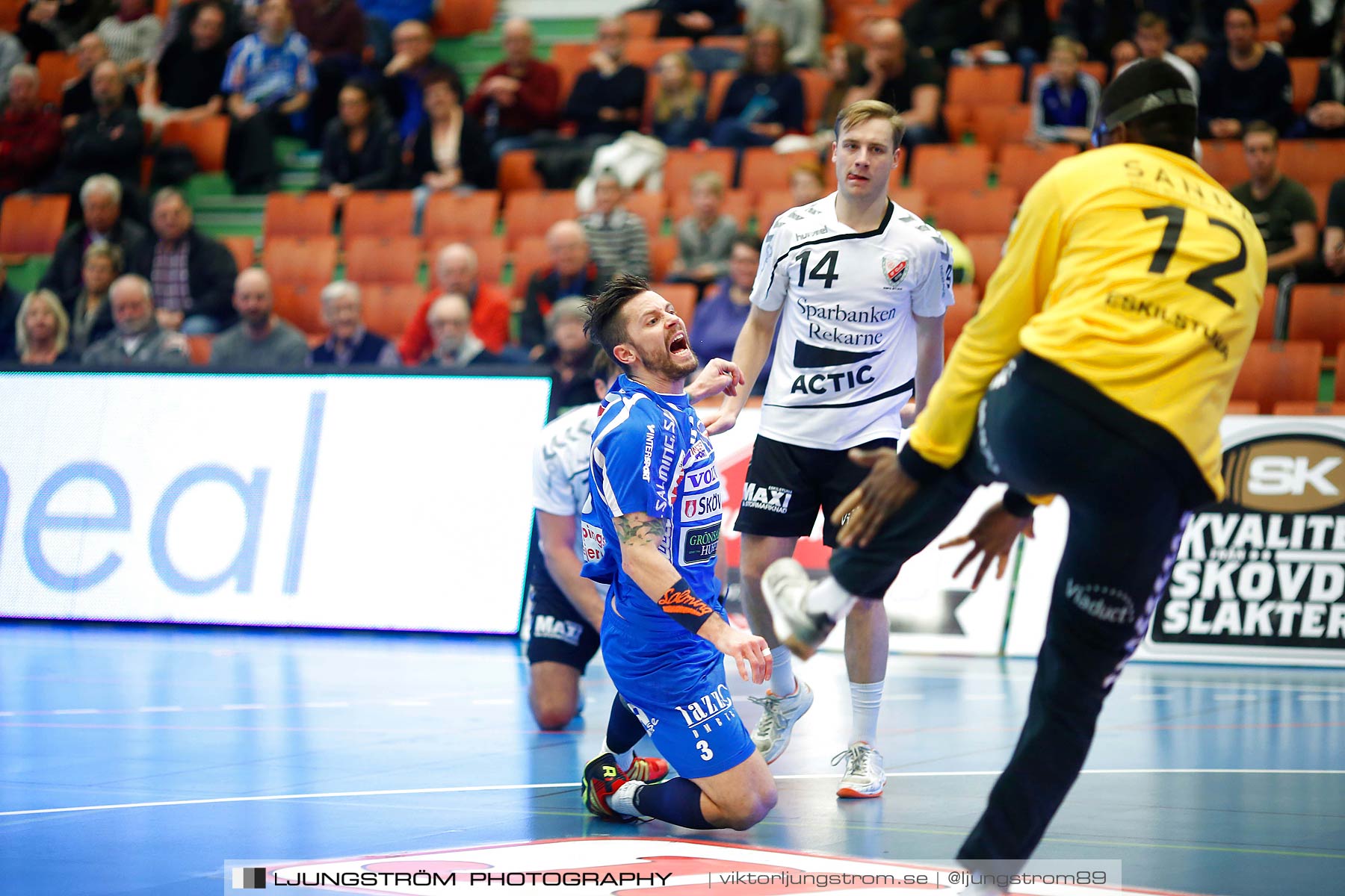 IFK Skövde HK-Eskilstuna Guif 26-25,herr,Arena Skövde,Skövde,Sverige,Handboll,,2015,171853