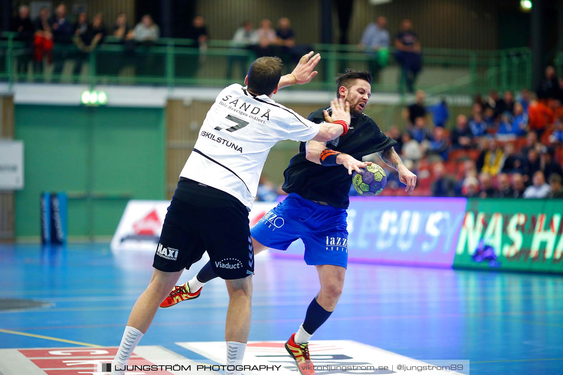 IFK Skövde HK-Eskilstuna Guif 26-25,herr,Arena Skövde,Skövde,Sverige,Handboll,,2015,171867