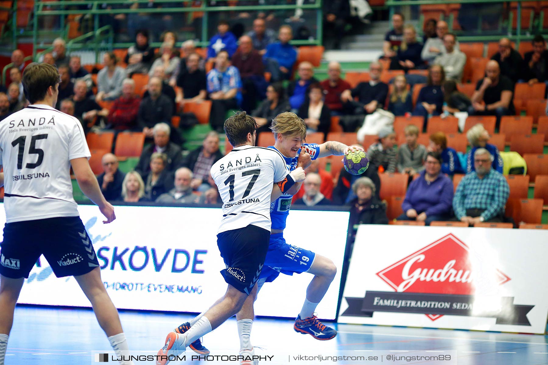 IFK Skövde HK-Eskilstuna Guif 26-25,herr,Arena Skövde,Skövde,Sverige,Handboll,,2015,171914