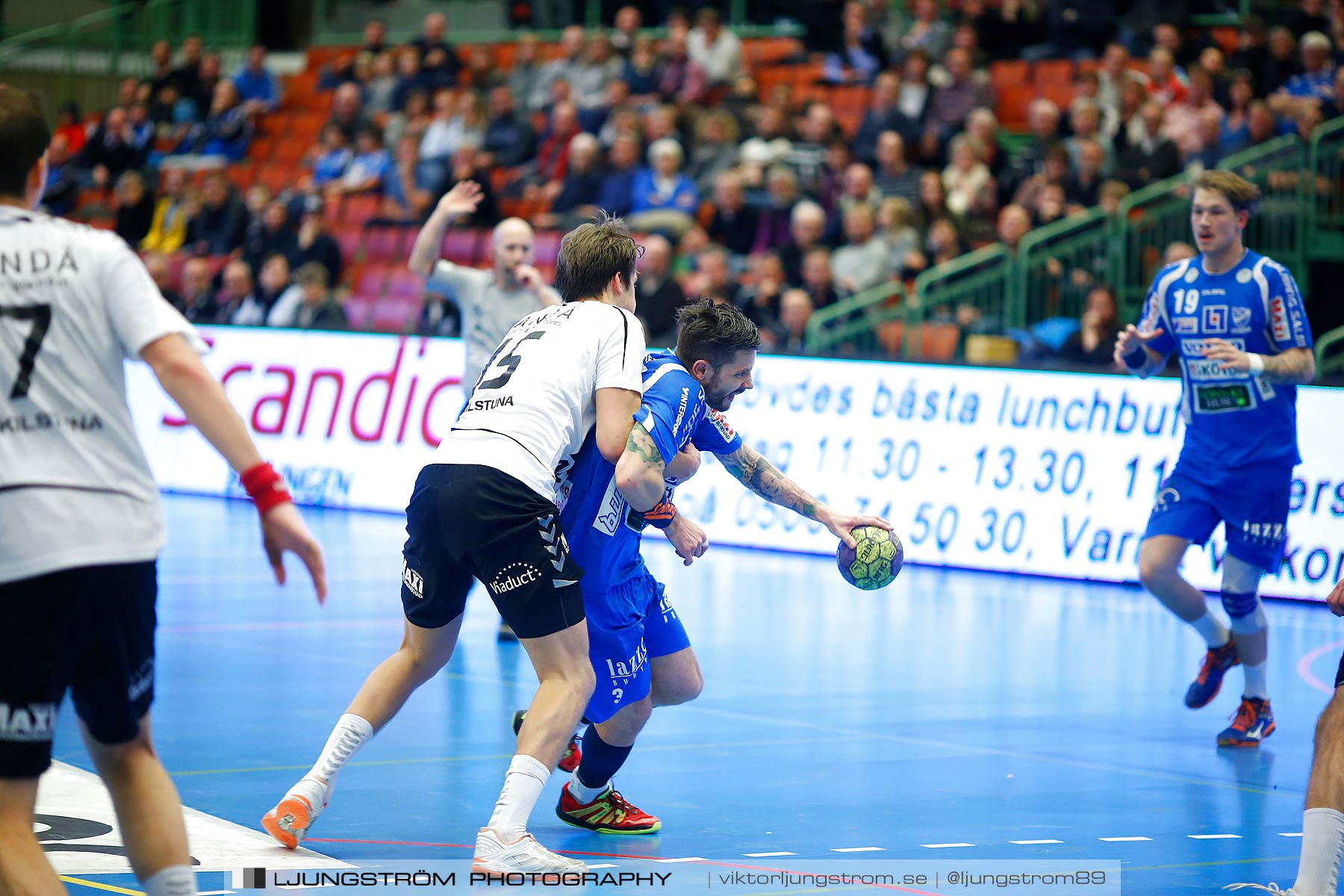 IFK Skövde HK-Eskilstuna Guif 26-25,herr,Arena Skövde,Skövde,Sverige,Handboll,,2015,172066