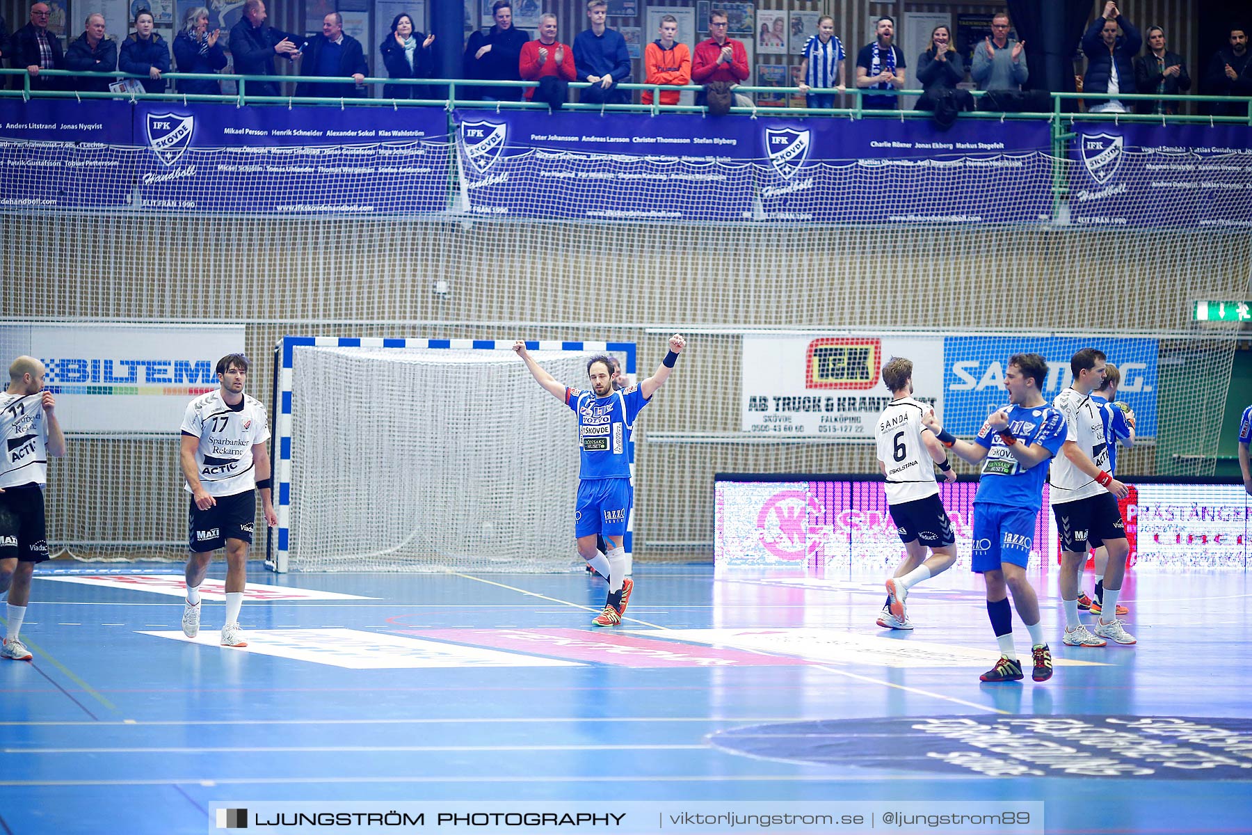 IFK Skövde HK-Eskilstuna Guif 26-25,herr,Arena Skövde,Skövde,Sverige,Handboll,,2015,172142