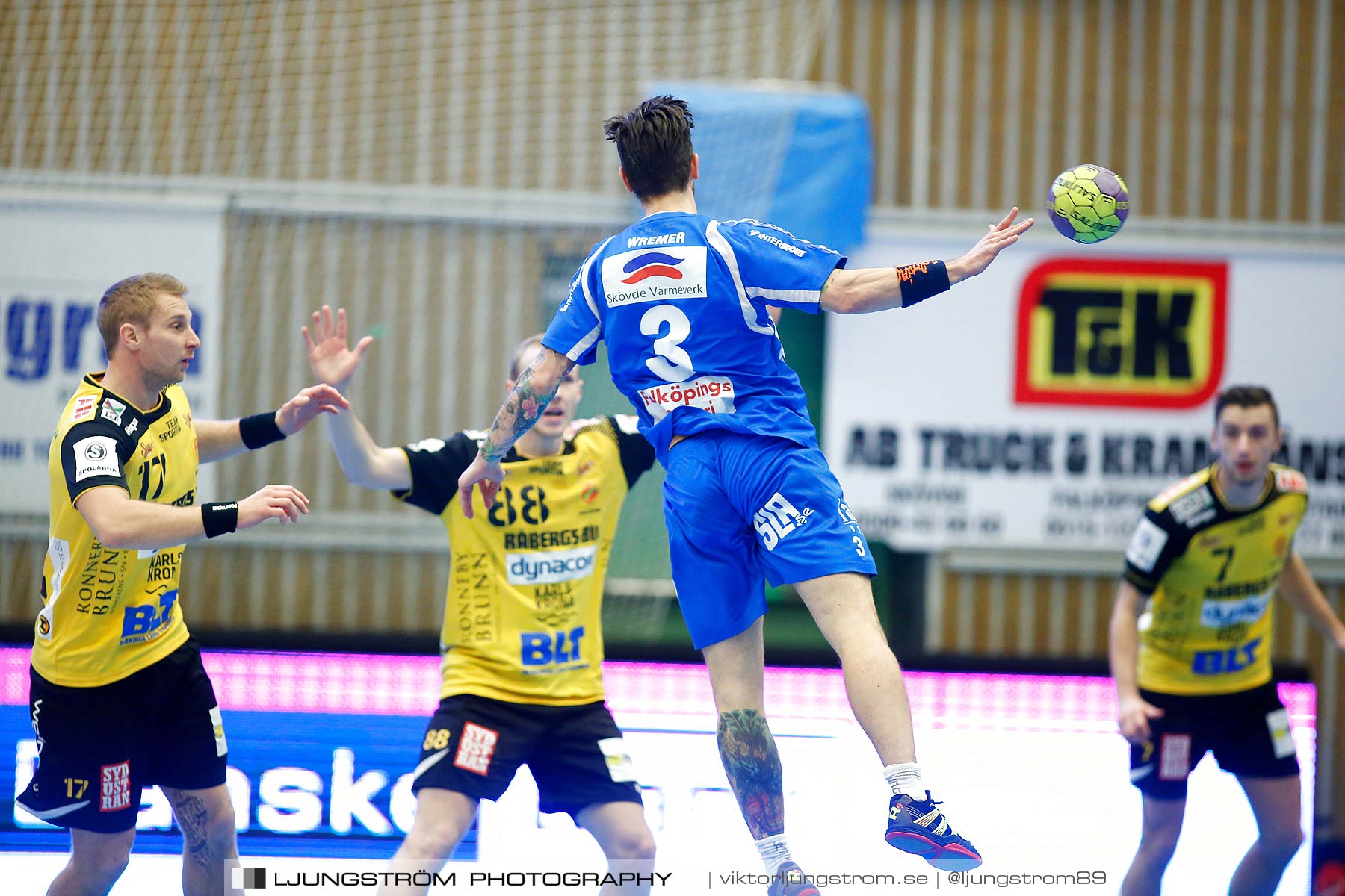 IFK Skövde HK-HIF Karlskrona 21-20,herr,Arena Skövde,Skövde,Sverige,Handboll,,2016,173580