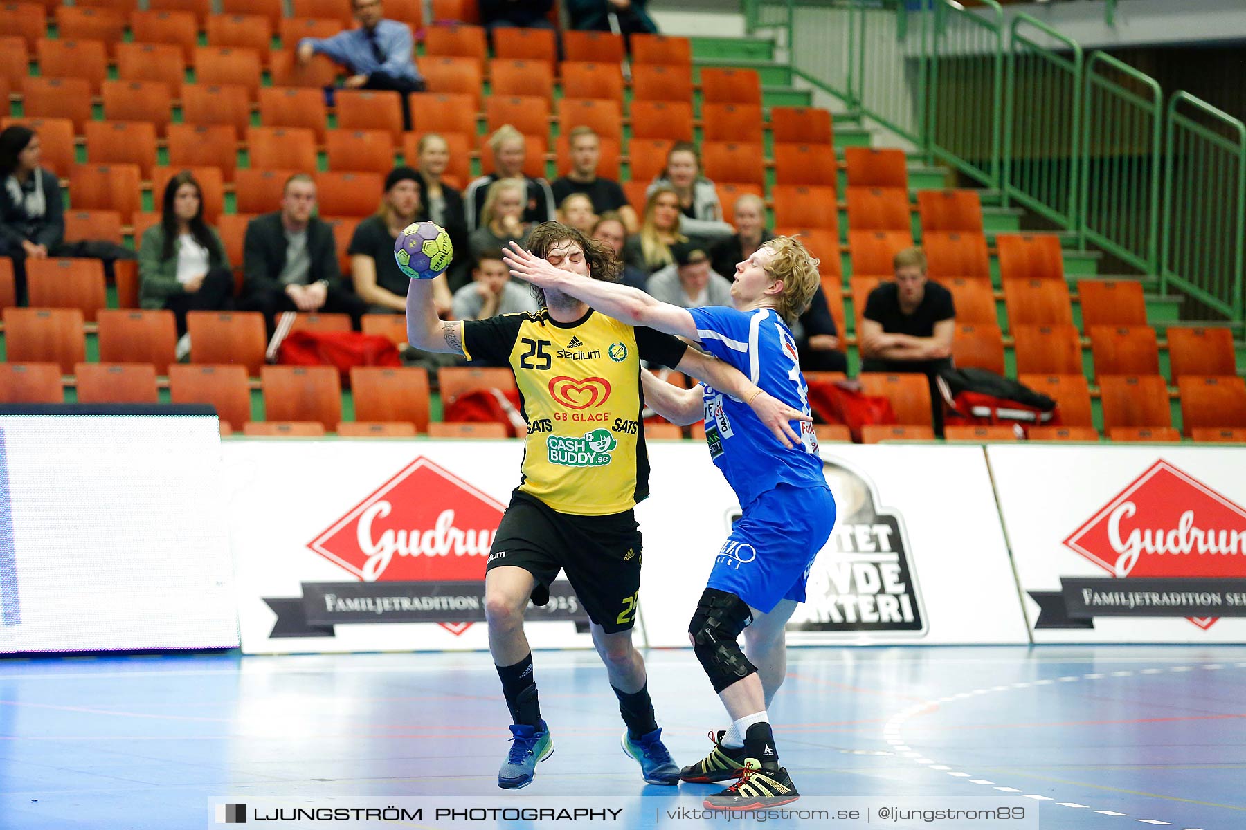 IFK Skövde HK-IK Sävehof 24-28,herr,Arena Skövde,Skövde,Sverige,Handboll,,2016,176139