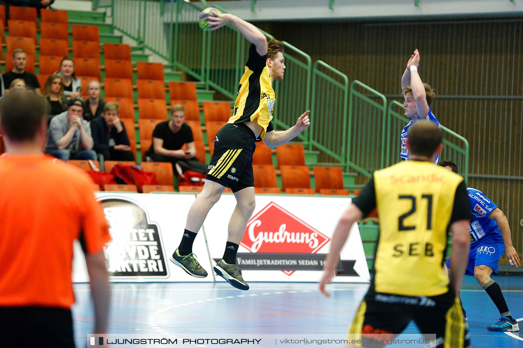 IFK Skövde HK-IK Sävehof 24-28,herr,Arena Skövde,Skövde,Sverige,Handboll,,2016,176247