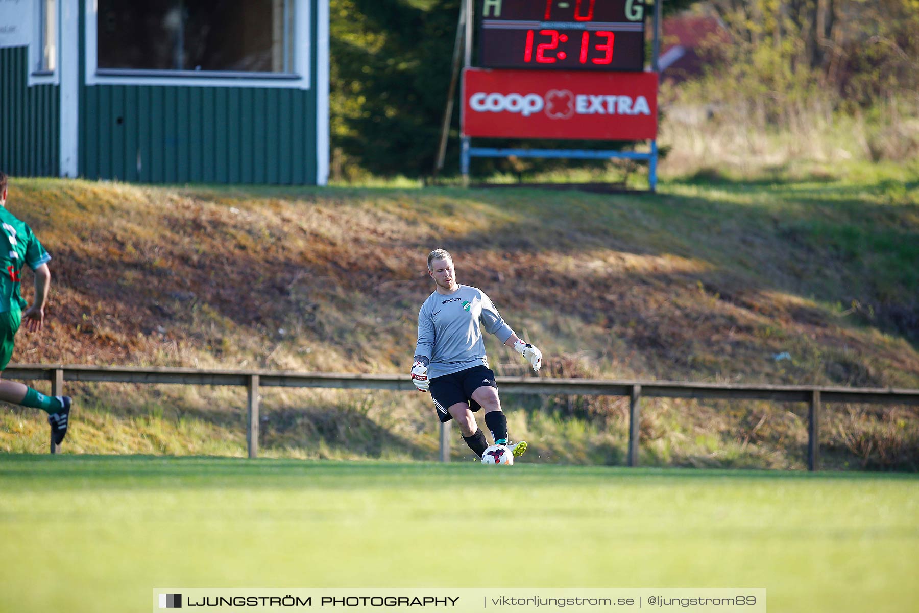 Våmbs IF-Tomtens IF 2-0,herr,Claesborgs IP,Skövde,Sverige,Fotboll,,2016,178618