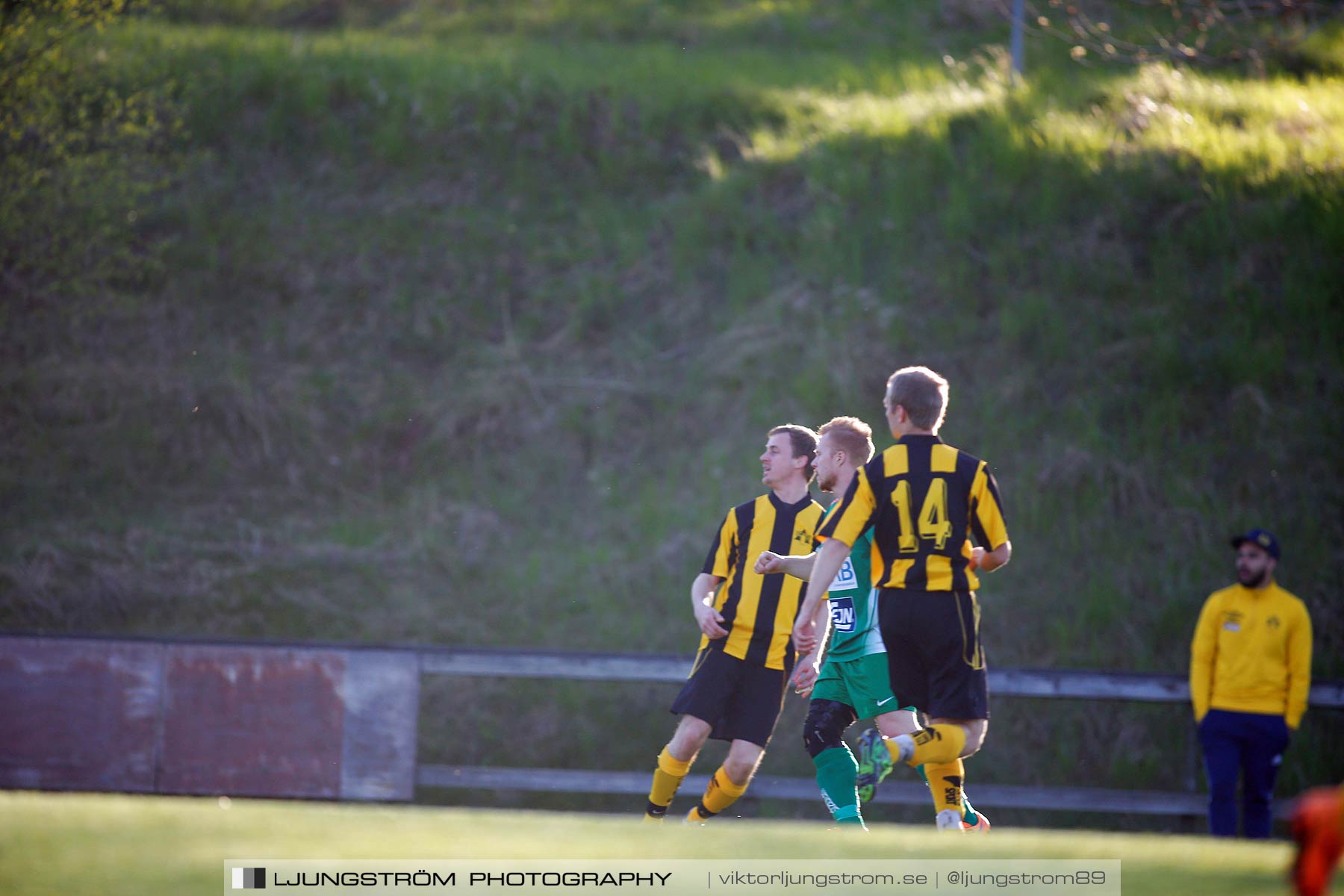Våmbs IF-Tomtens IF 2-0,herr,Claesborgs IP,Skövde,Sverige,Fotboll,,2016,178682