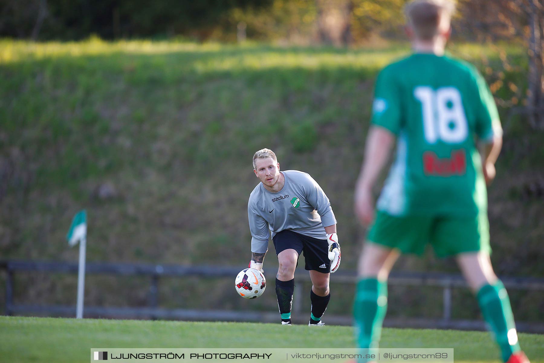 Våmbs IF-Tomtens IF 2-0,herr,Claesborgs IP,Skövde,Sverige,Fotboll,,2016,178853