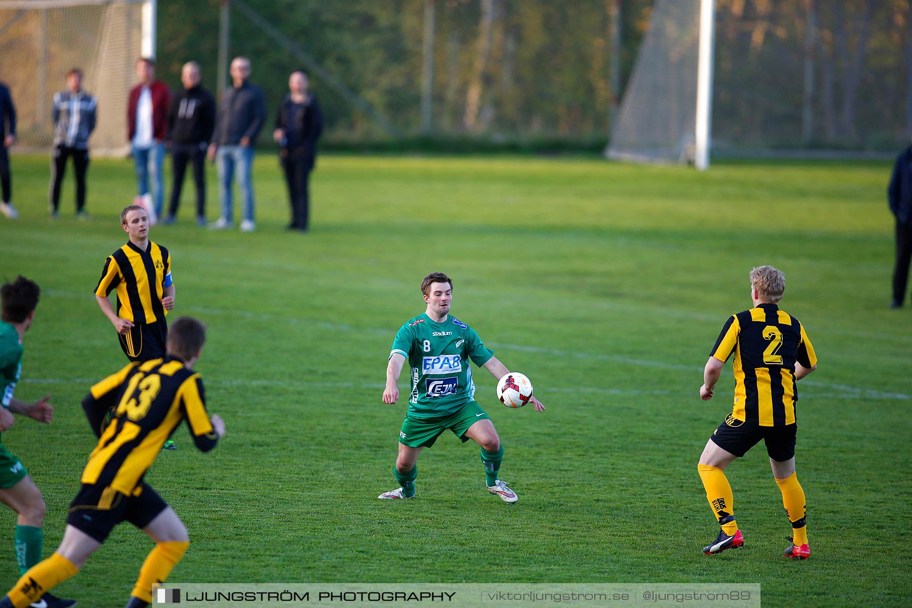 Våmbs IF-Tomtens IF 2-0,herr,Claesborgs IP,Skövde,Sverige,Fotboll,,2016,179043