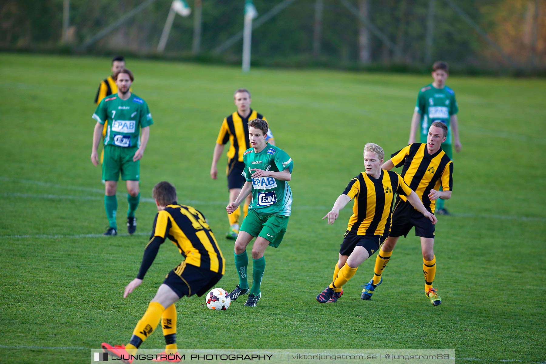 Våmbs IF-Tomtens IF 2-0,herr,Claesborgs IP,Skövde,Sverige,Fotboll,,2016,179064