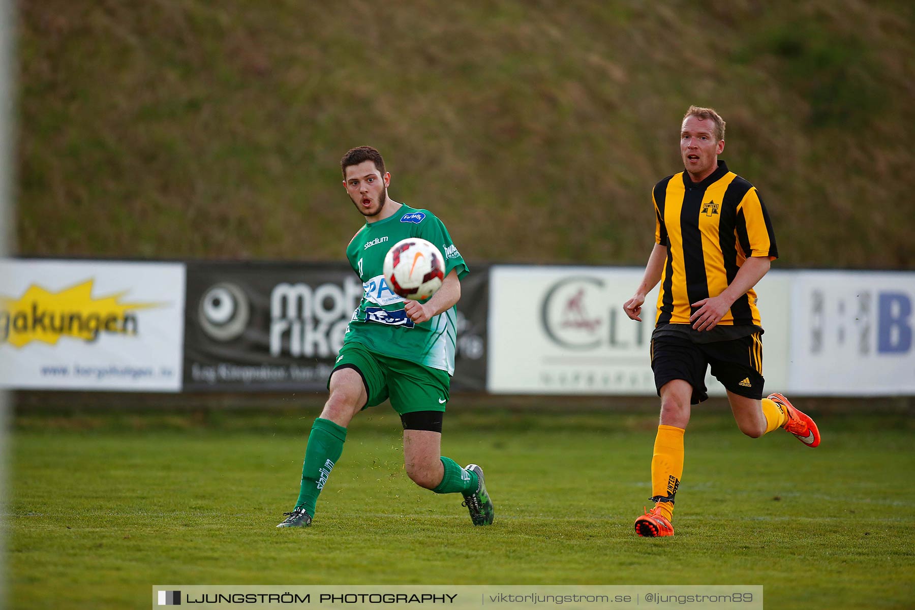 Våmbs IF-Tomtens IF 2-0,herr,Claesborgs IP,Skövde,Sverige,Fotboll,,2016,179125