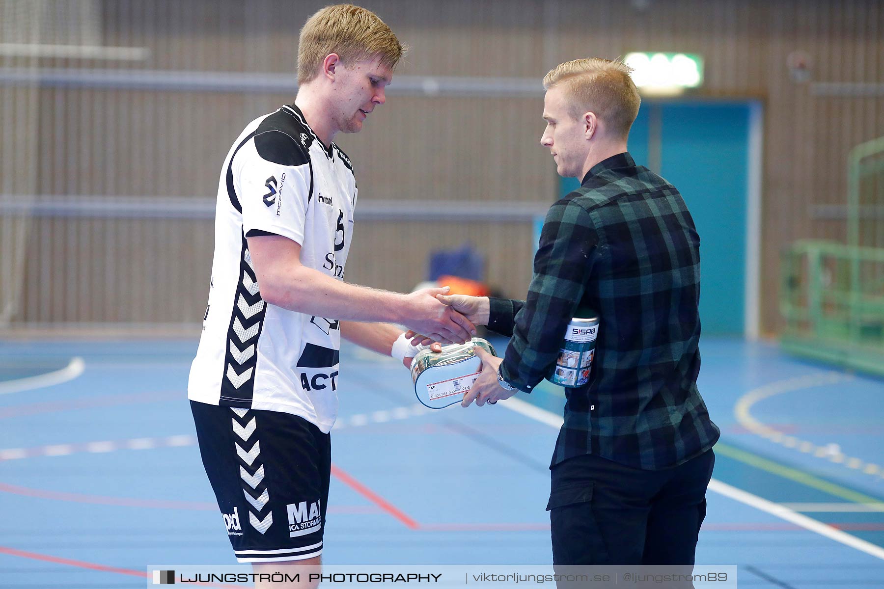 IFK Skövde HK-Eskilstuna Guif 36-25,herr,Arena Skövde,Skövde,Sverige,Handboll,,2016,184270