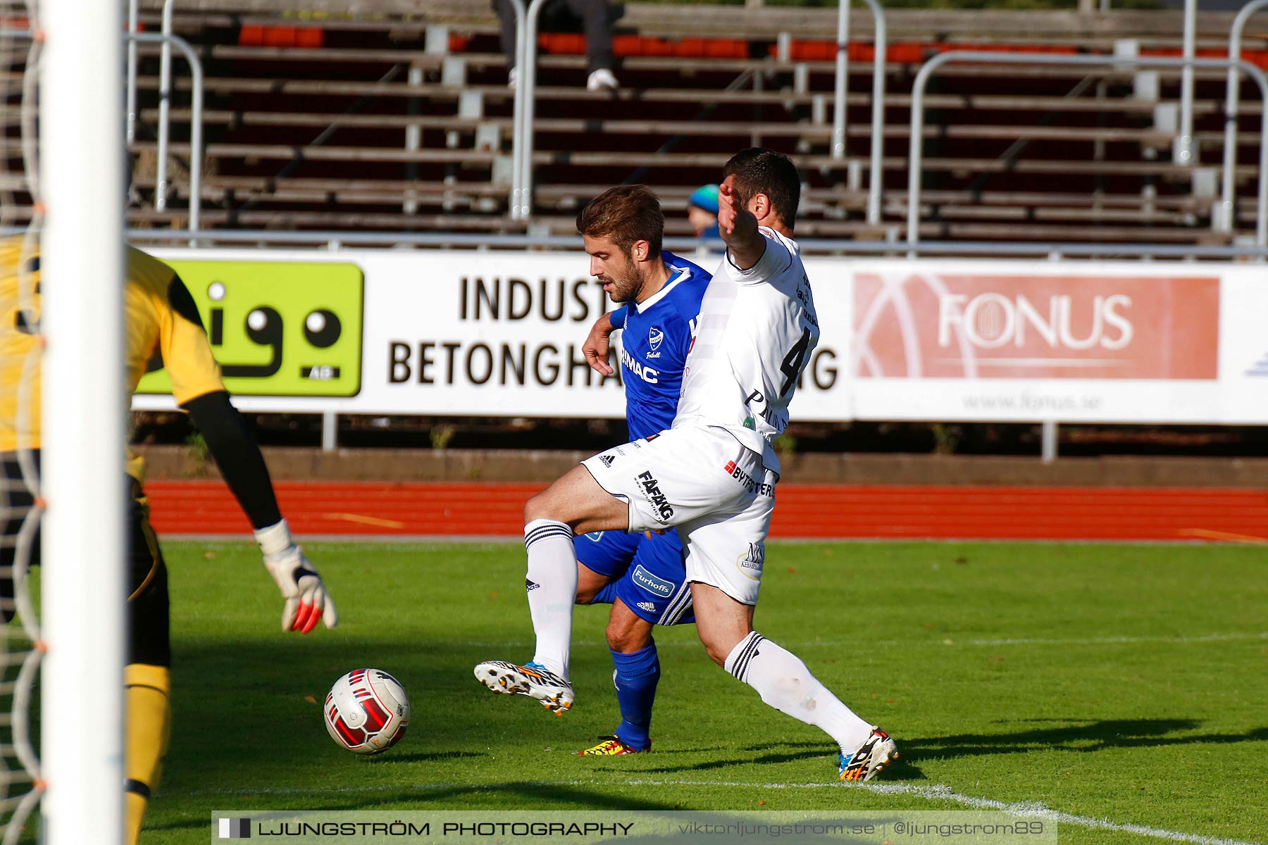 IFK Skövde FK-Assyriska Turabdin IK 1-4,herr,Södermalms IP,Skövde,Sverige,Fotboll,,2014,184935