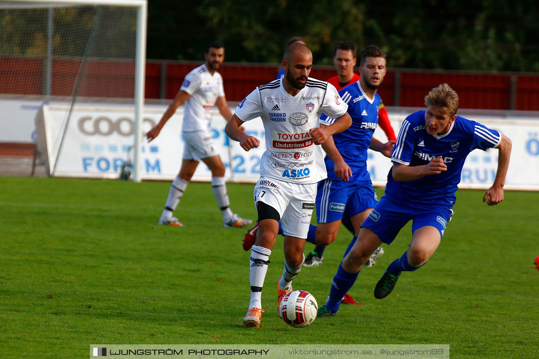 IFK Skövde FK-Assyriska Turabdin IK 1-4,herr,Södermalms IP,Skövde,Sverige,Fotboll,,2014,185118