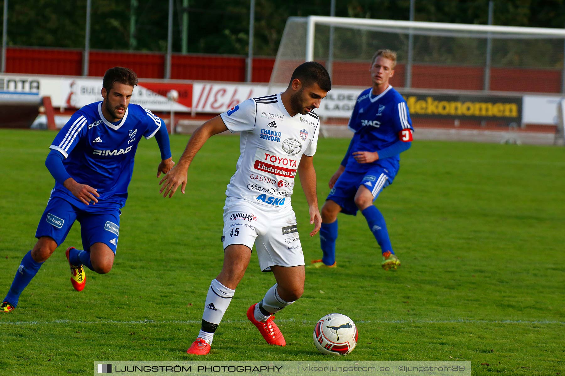 IFK Skövde FK-Assyriska Turabdin IK 1-4,herr,Södermalms IP,Skövde,Sverige,Fotboll,,2014,185204